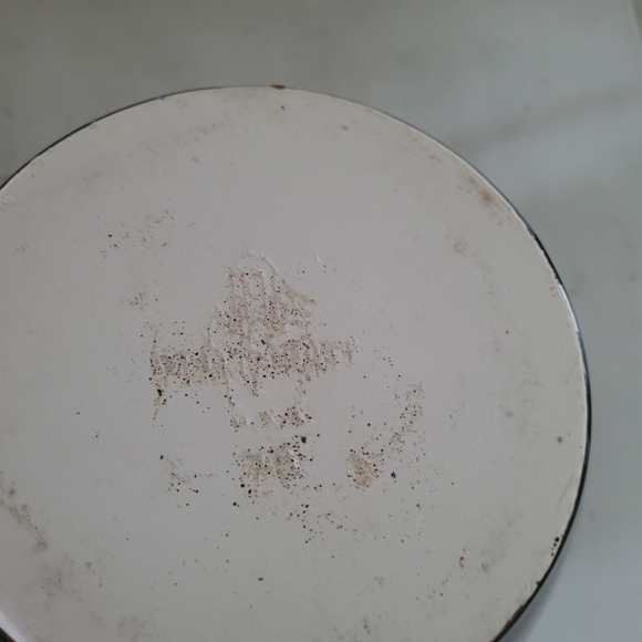 Vintage Pfaltzgraff serving crock with matching serving plate in a gorgeous drip - Picture 5 of 16